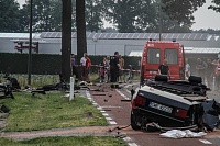 برای دیدن سایز بزرگ روی عکس کلیک کنید

نام: Audi-S8-accident-in-Belgium.jpg
مشاهده: 47
حجم: 123.2 کیلو بایت