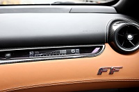برای دیدن سایز بزرگ روی عکس کلیک کنید

نام: 2012-Ferrari-FF-31.jpg
مشاهده: 33
حجم: 225.0 کیلو بایت